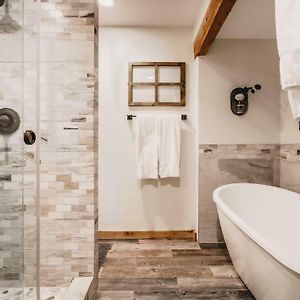 Mountain Suite